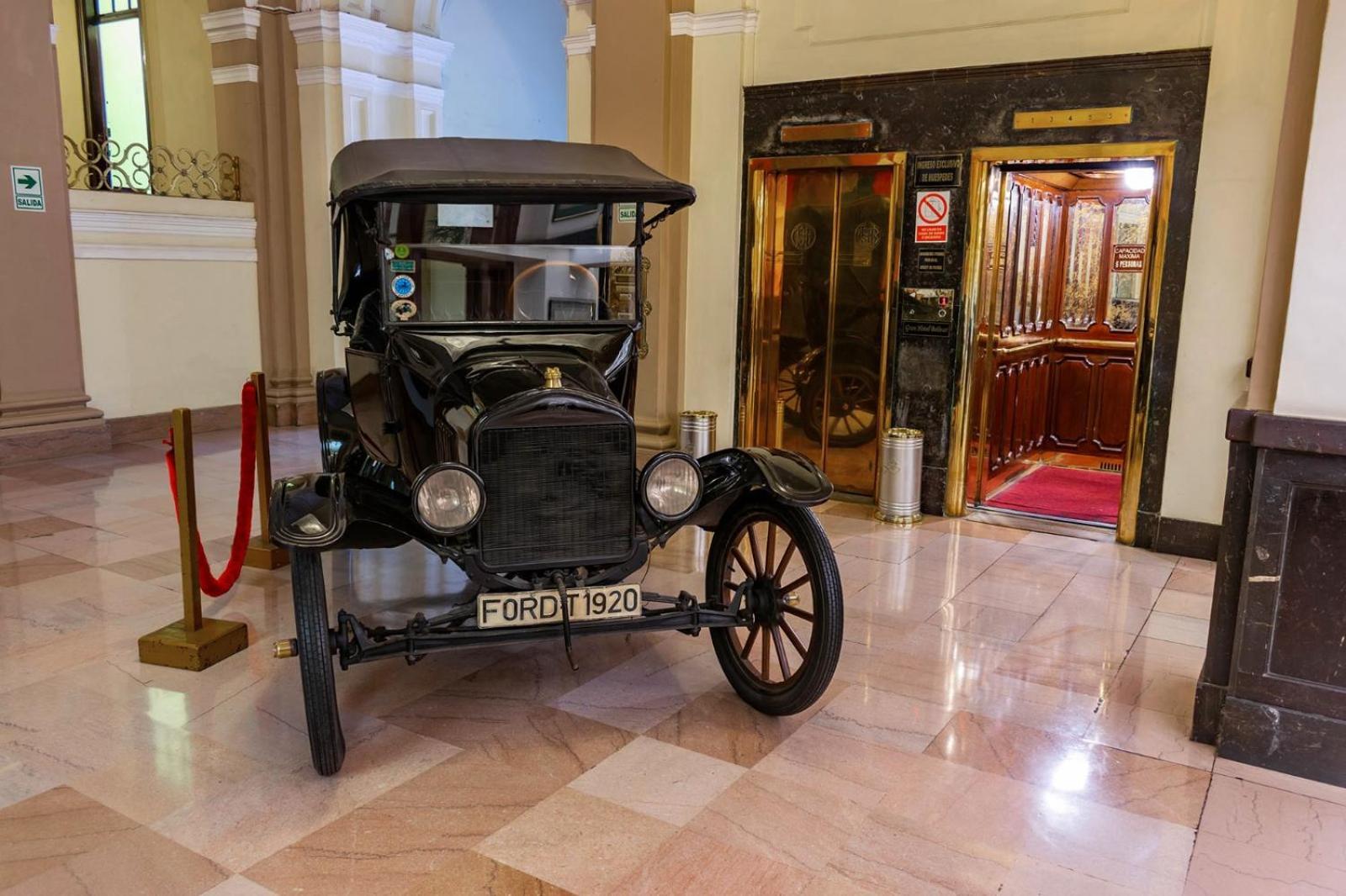 Gran Bolivar Hotel